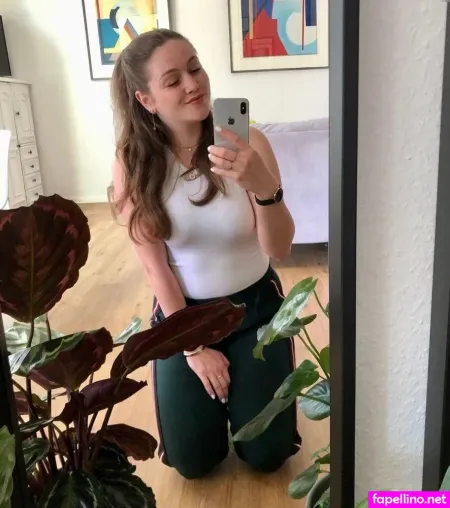 Leslie Schraut OnlyFans Thumbnail #7UGGQIO3dZ