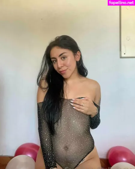 Leslieroma OnlyFans Thumbnail #a8dGhUSbts