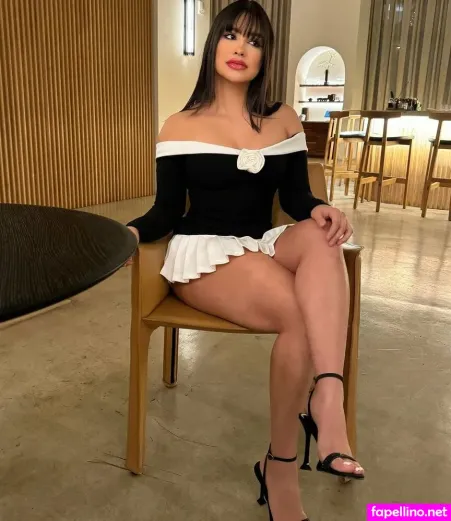 Leslyarizmel Arizmelly OnlyFans Thumbnail #aDOHobKLvB