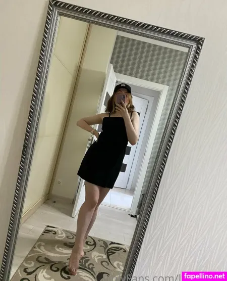 Leslynade OnlyFans Thumbnail #zZ6yM9pc9X