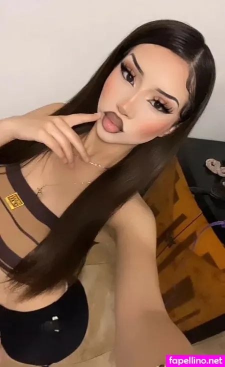 Leslyyyy OnlyFans Thumbnail #gREy6FbeW1