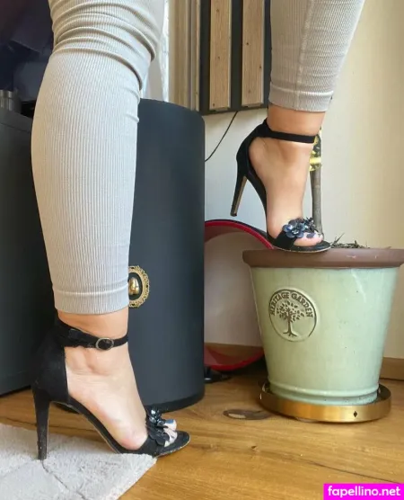 Lessi Vibesonly OnlyFans Thumbnail #FWljzA7E7A