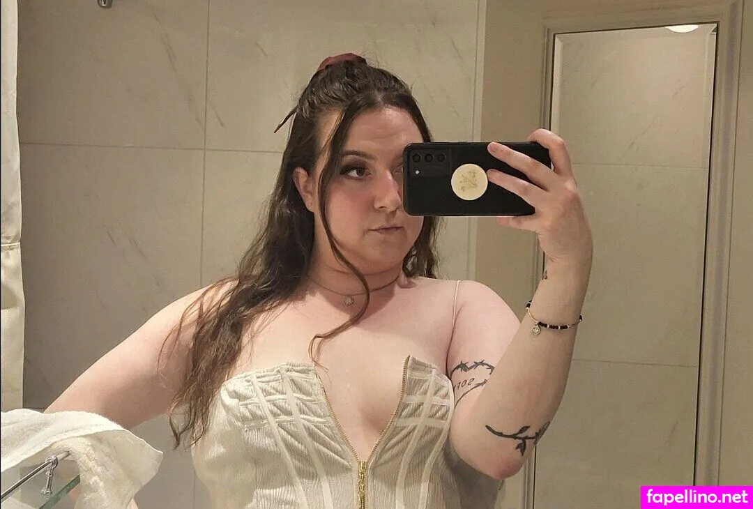 lestaraof Nude Leaked OnlyFans Photo #GWdRZ04IZO