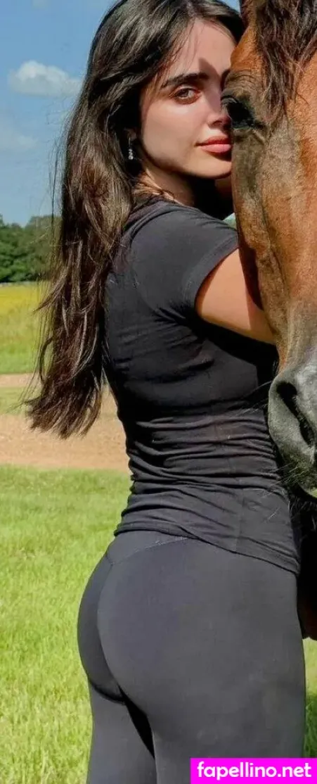 Leticia Dirks OnlyFans Thumbnail #8GSgydVXrU