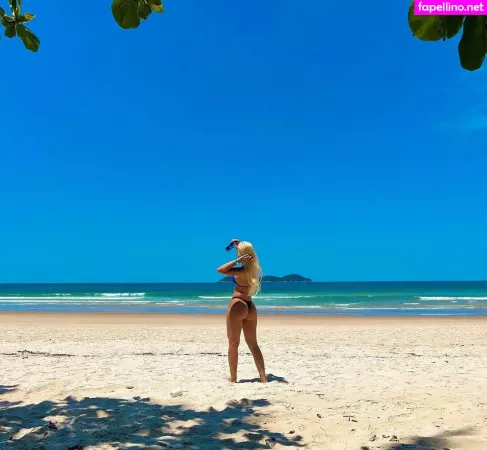 Leticia Ferrazzani OnlyFans Thumbnail #WLYYyLtgLi