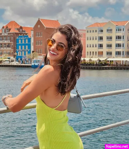 Leticia Salles OnlyFans Thumbnail #DZZ79CZSq7