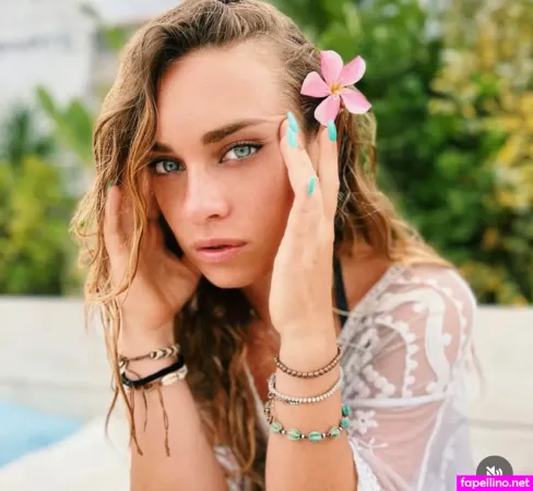 Letizia Paternoster OnlyFans Thumbnail #DOZ2iJjt5E