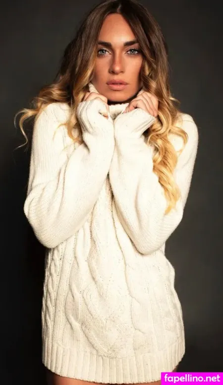 Letizia Paternoster OnlyFans Thumbnail #JMX8lc4CSc