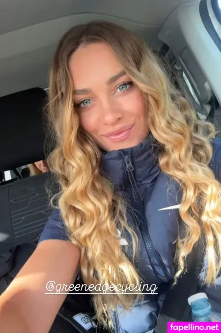Letizia Paternoster OnlyFans Thumbnail #s0VycoYkBp