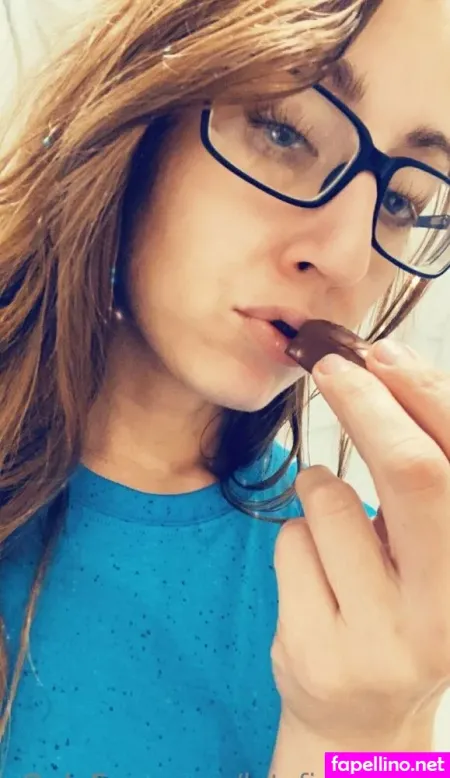 Letsfishnaked OnlyFans Thumbnail #7JGiaG2LpO