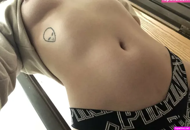 Letsgetwettt OnlyFans Thumbnail #nT2STTLDhK