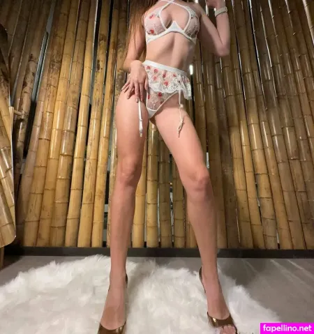 Letsplay Wife OnlyFans Thumbnail #IrAeAh4ZUl