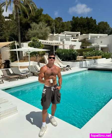 Leviconely 1 OnlyFans Thumbnail #8ZtifOb66Z