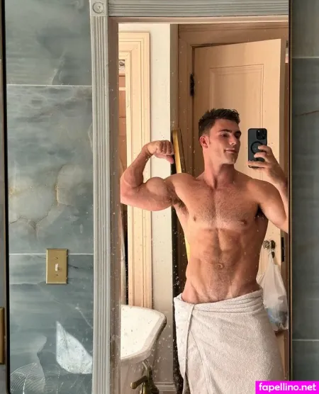 Leviconely 1 OnlyFans Thumbnail #em9GFItamO