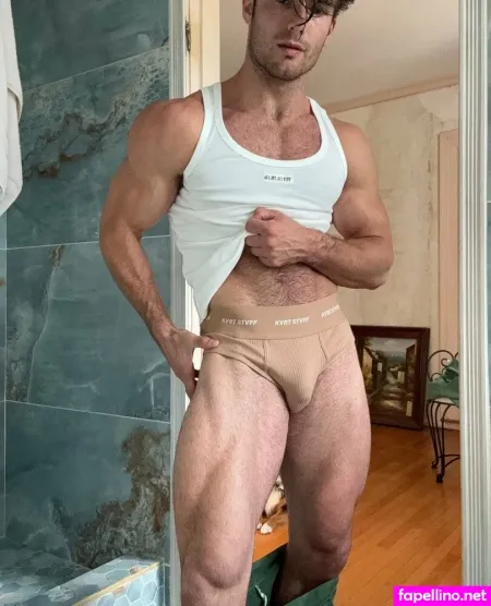 Leviconely 1 OnlyFans Thumbnail #kO7U97ww2V