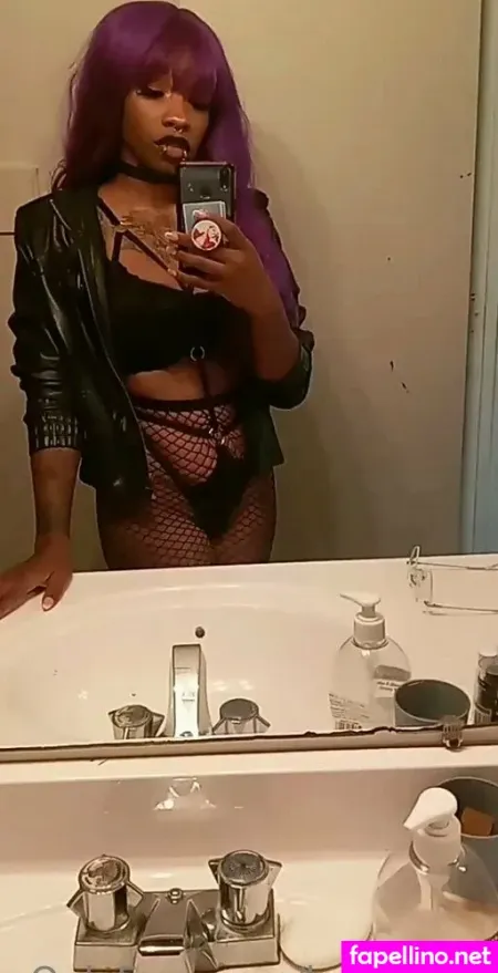 Lewdbabe OnlyFans Thumbnail #YjErX1ixfO