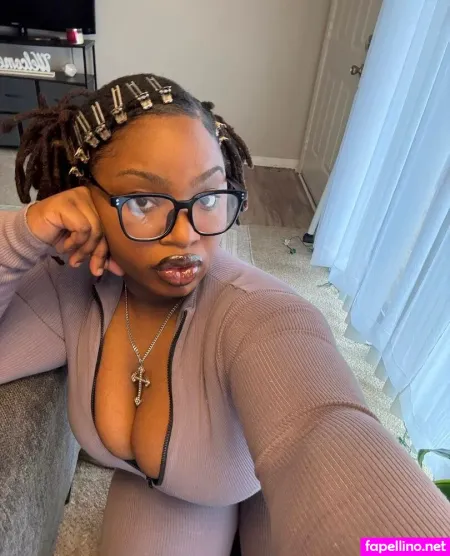 Lexblueberri OnlyFans Thumbnail #cFeZCqN7gu