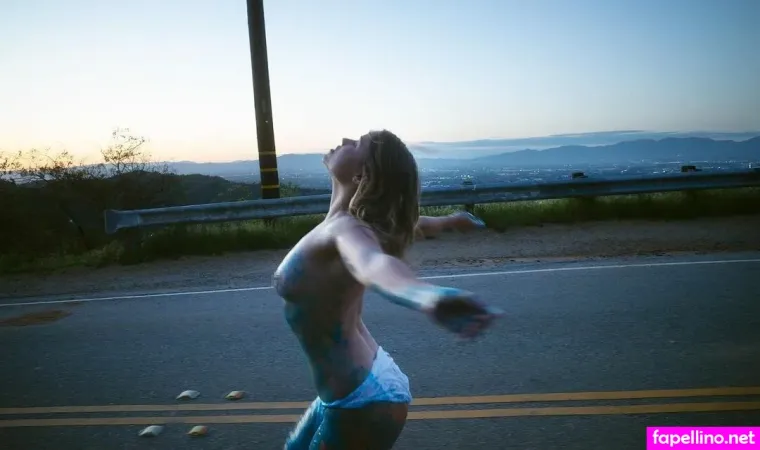 Lexee Smith 1 OnlyFans Thumbnail #KJmFrLZBR1