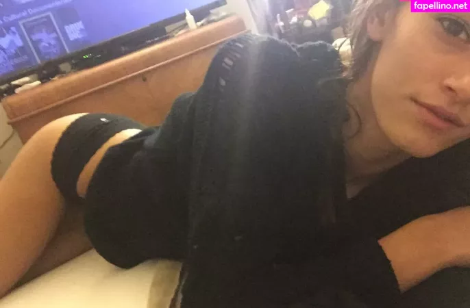 Lexi Cummins OnlyFans Thumbnail #Oil2Xy3YG5