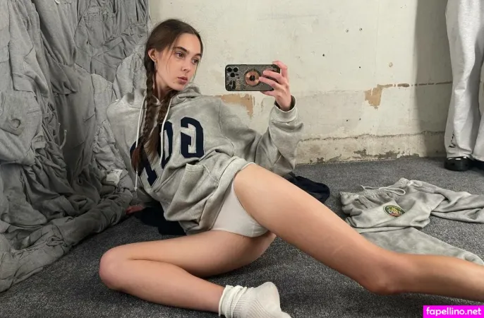 Lexi Graber 1 OnlyFans Thumbnail #YPbBo0YR27