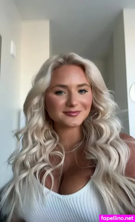 Lexi Holmstrom OnlyFans Thumbnail #N7HbA1e2J1