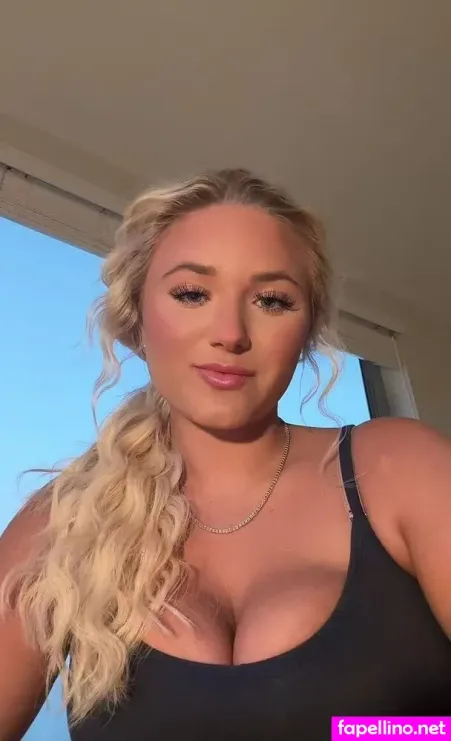 Lexi Holmstrom OnlyFans Thumbnail #h5UnbL8tCu