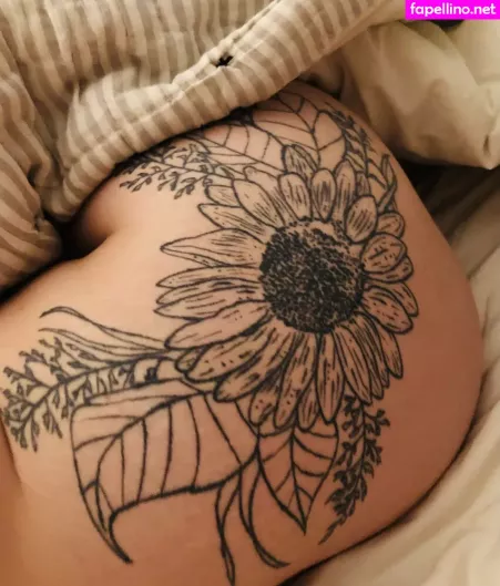 Lexi Love81 OnlyFans Thumbnail #fXgfclOh14