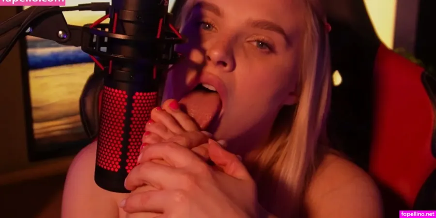 Lexi Sexy1 1 OnlyFans Thumbnail #Tsb9fl75hY