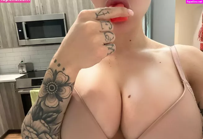 Lexi Sheinberg OnlyFans Thumbnail #p4NGU0O0SM