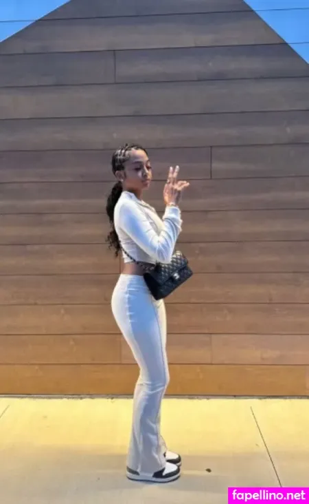 Lexi Vee 1 Main Profile Photo