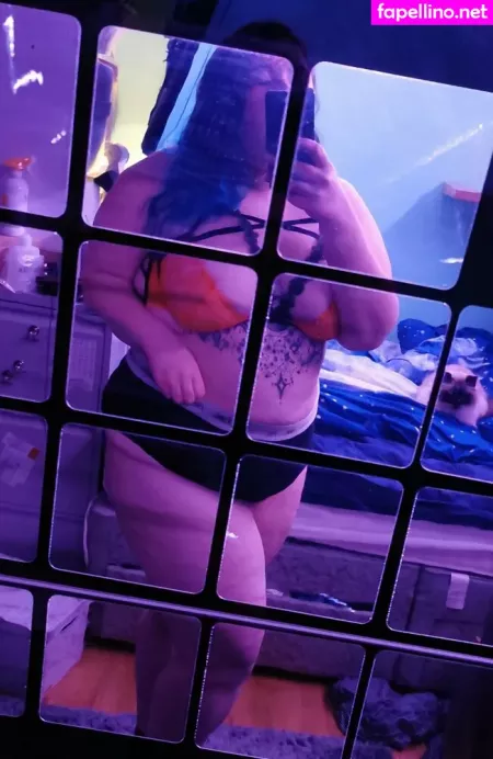 Lexi1927 OnlyFans Thumbnail #lC9I8X7RPs