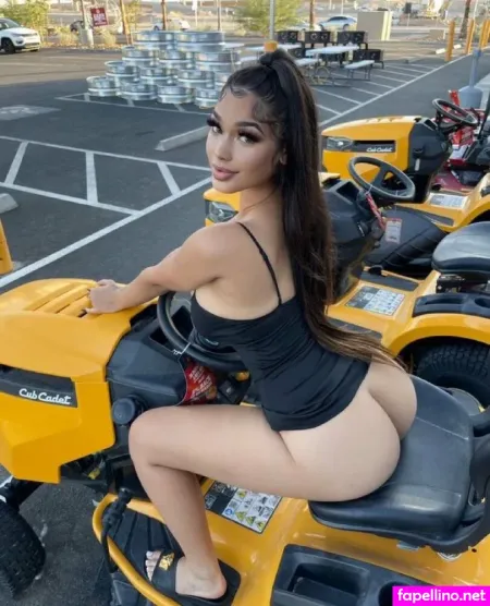 Lexi2legit 1 OnlyFans Thumbnail #nCLDqo3x3m