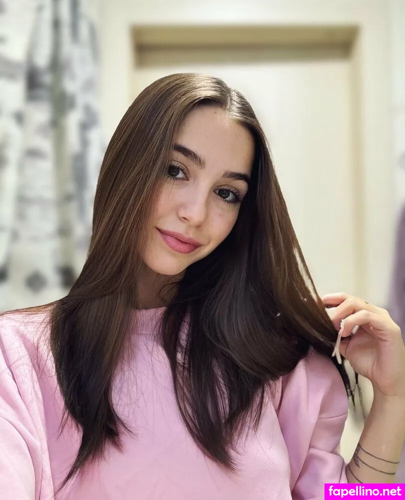 lexie_m, lexie_m.e Nude Leaked OnlyFans Photo #aKsrS8GN89