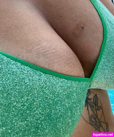 Lexie Swe OnlyFans Thumbnail #VwE8vHOsr2