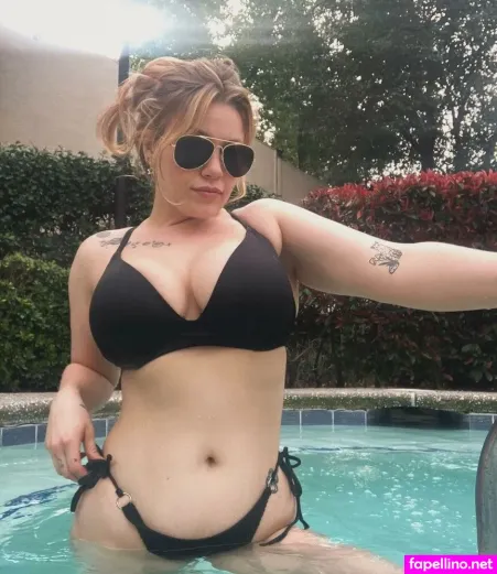 Lexie Vee OnlyFans Thumbnail #c3fWlnyMgJ