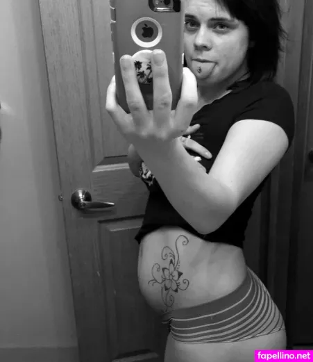 Lexieeyrush OnlyFans Thumbnail #LPO3Gq81fb