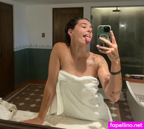 Lexiepeterss 1 OnlyFans Thumbnail #82EHHdZ41x