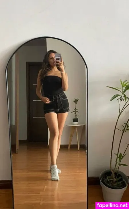 Lexifernandes OnlyFans Thumbnail #UpDtdpy7Bs