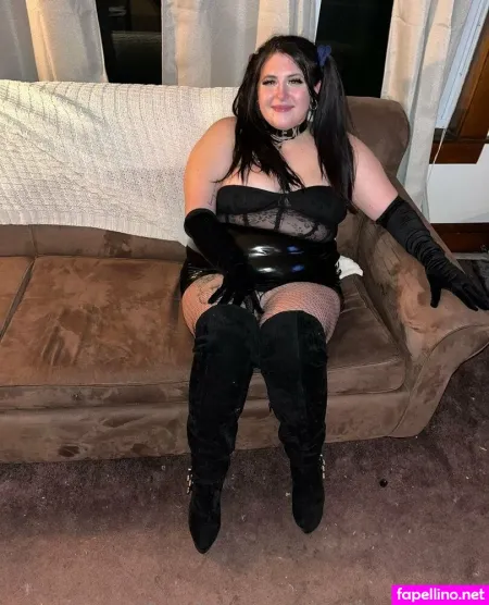 Lexiilovesboots OnlyFans Thumbnail #DMaGhXVM91