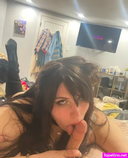 Lexiilovesboots OnlyFans Thumbnail #H1xShZavRf