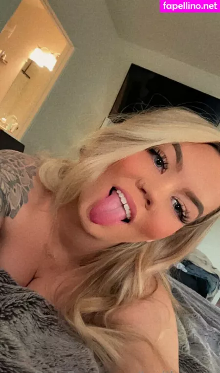 Lexiilovvee OnlyFans Thumbnail #E6zxrKgUOH