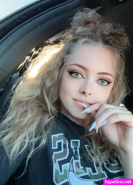 Lexiinicolle OnlyFans Thumbnail #Bn47j70dku