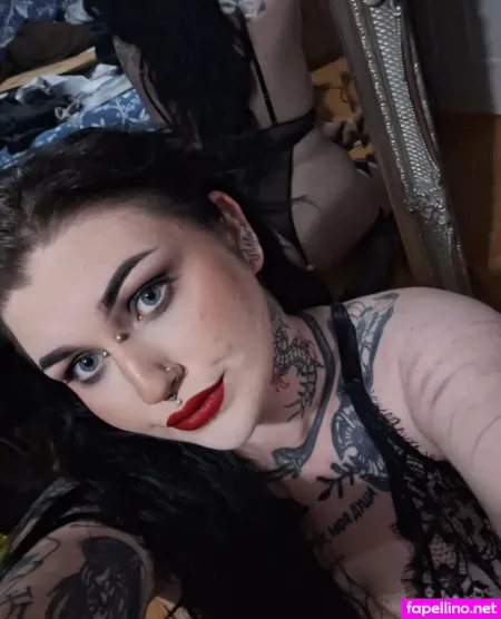 Lexilovelacexo OnlyFans Thumbnail #LYOawWzAa4