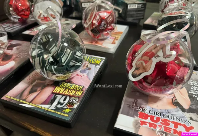 Lexiluna OnlyFans Thumbnail #CJZz3kGTaP