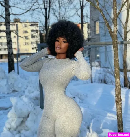 Lexiluv 00 OnlyFans Thumbnail #xvPUAW2bJp