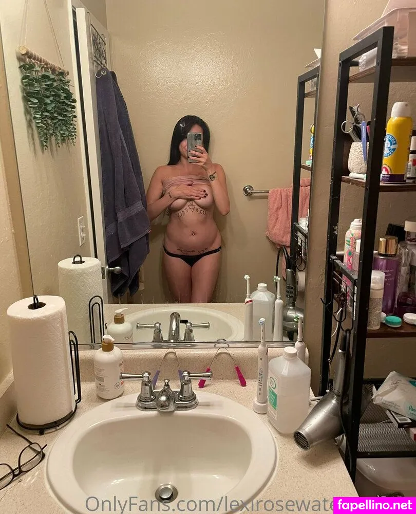 _emroseeeee, lexirosewatermefree Nude Leaked OnlyFans Photo #E5SbMawa8j