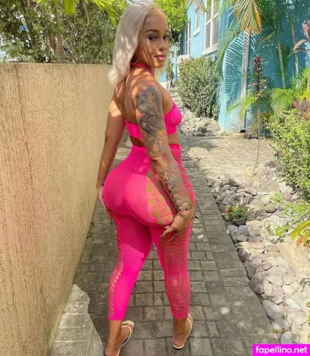 Lexisoriya OnlyFans Thumbnail #sUw4A44kMz
