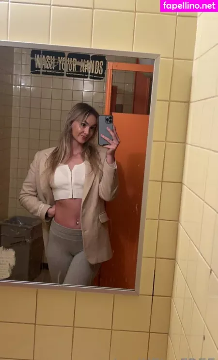 Lexistarfree OnlyFans Thumbnail #yvP61m4MFb