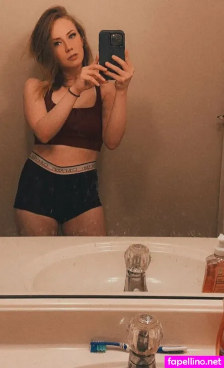 Lexiz606 OnlyFans Thumbnail #CF9ViA84c4