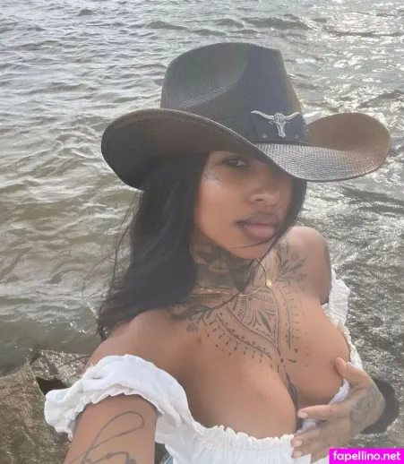 Lexonthemoonn OnlyFans Thumbnail #EWRQEjnJtL